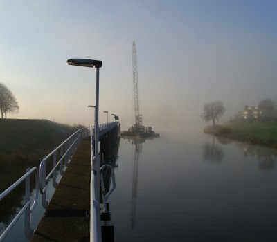 Reparatie aangevaren meerpaal en loopbruggen