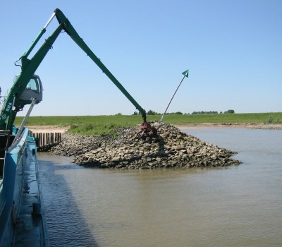 Reconstructie kribben na aanvaarschade